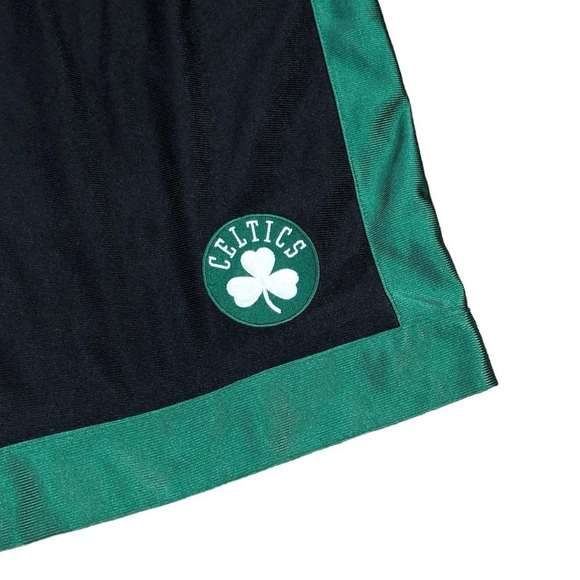 Y2K Nike Team NBA Boston Celtics Basketball Shorts Adult Size XL - Picture 2 of 6